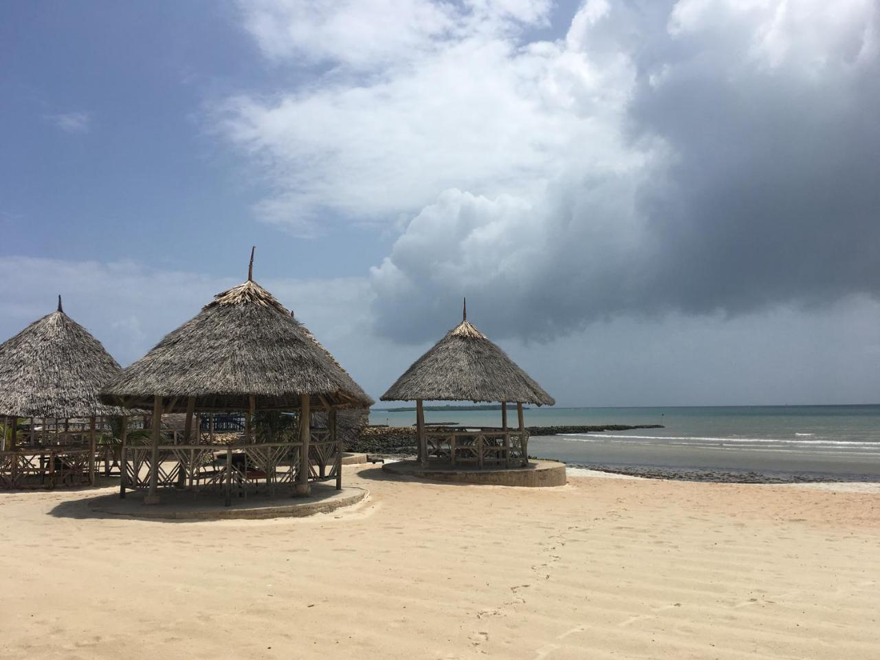 Landmark Mbezi Beach Resort Dar es Salaam Exterior foto